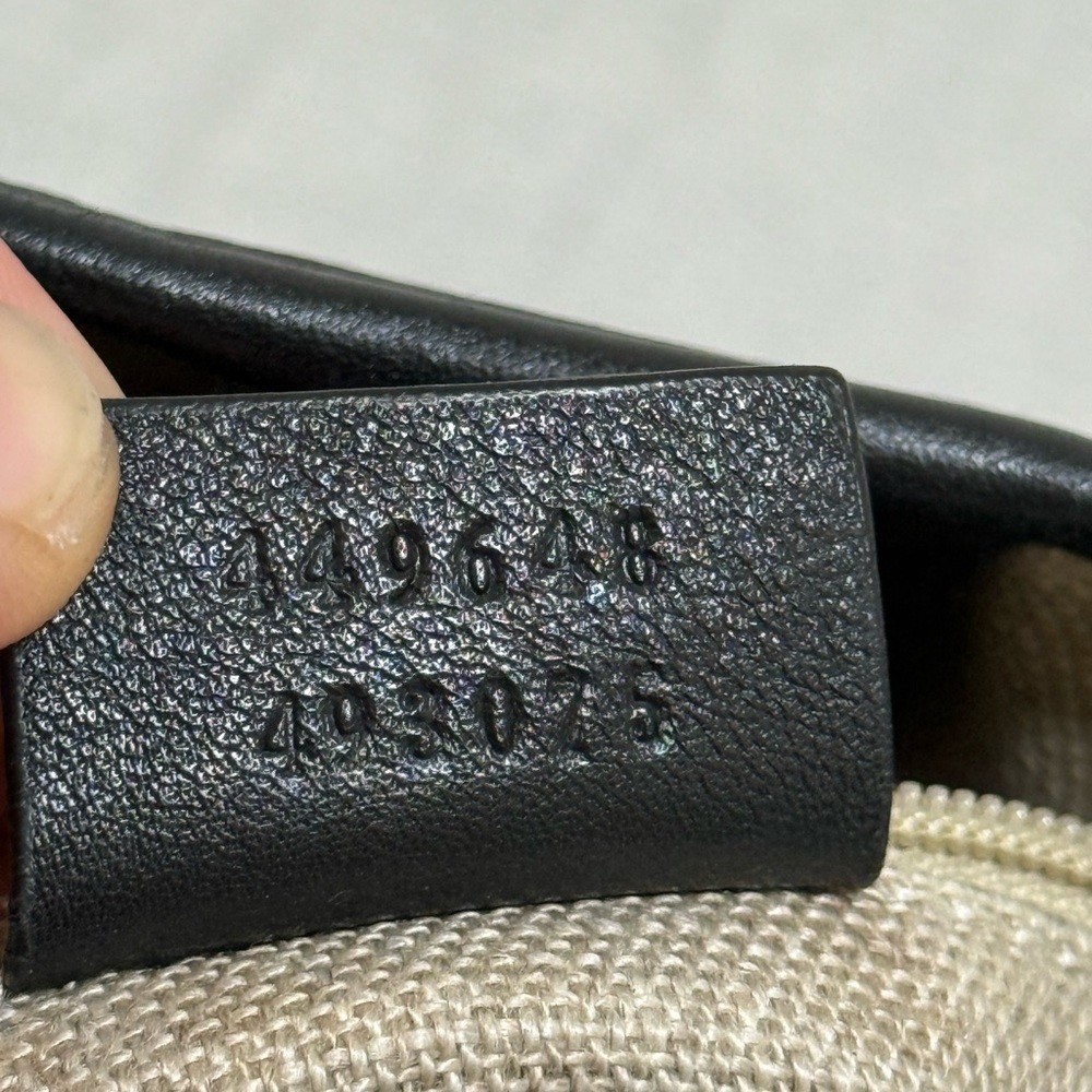 Gucci Black Textured Leather Handbag - Picture 5 of 13
